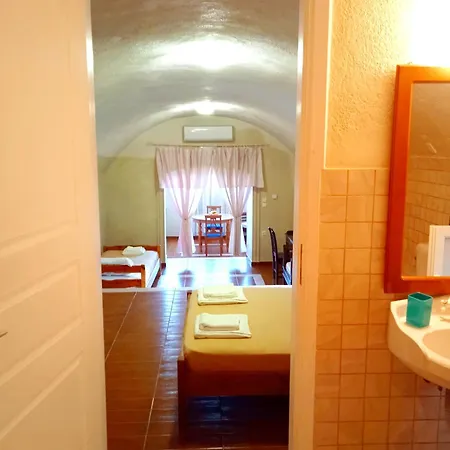 Loukas Kontos Traditional House Ferienhaus *